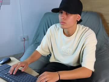 Stivenbenet1 Chaturbate stream image from September 20, 2025