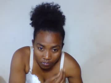 Angela980454 Chaturbate stream image from September 20, 2025