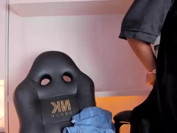 Tamarazaki Chaturbate stream image from September 20, 2025