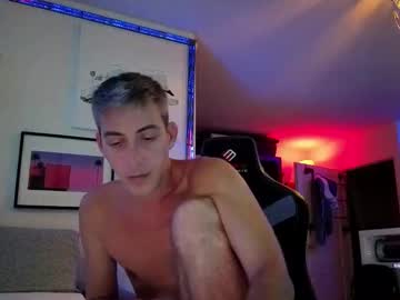 Hugolandcam Chaturbate stream image from September 20, 2025
