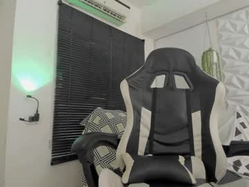 Naomis_35 Chaturbate stream image from September 20, 2025