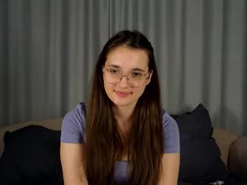 Vivyboo111 Chaturbate stream image from September 20, 2025