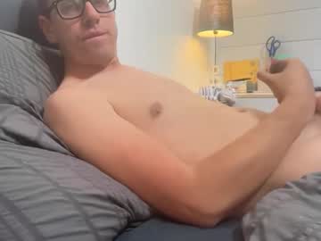 Bedfordbottom26 Chaturbate stream image from September 20, 2025