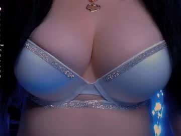 Bellelovexx Chaturbate stream image from September 20, 2025