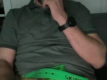 Chris13abcd Chaturbate stream image from September 20, 2025
