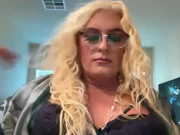 Someonespeicial Chaturbate stream image from September 21, 2025