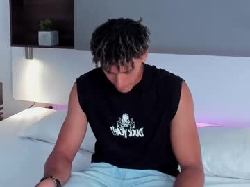 Logan___Fox Chaturbate stream image from September 21, 2025