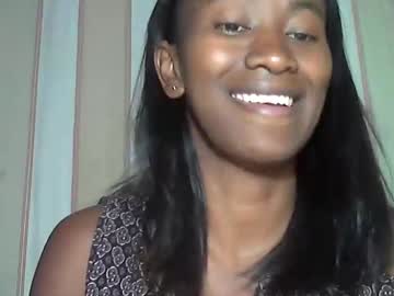 Minouch211907 Chaturbate stream image from September 21, 2025