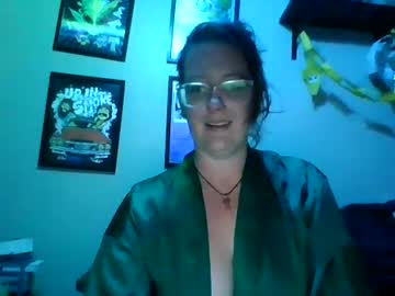 Samspanks29 Chaturbate stream image from September 21, 2025