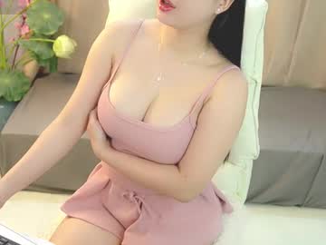 Nhatlinhnguyen stream image from September 21, 2025