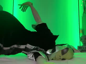 Shadebabe Chaturbate stream image from September 21, 2025