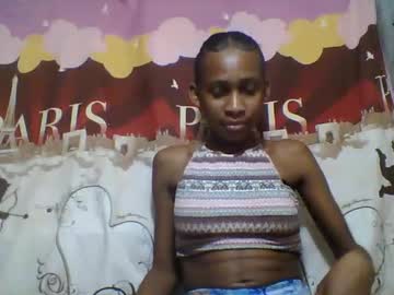 Littleyanah Chaturbate stream image from September 21, 2025