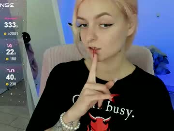 Red_Bestie_ Chaturbate stream image from September 21, 2025