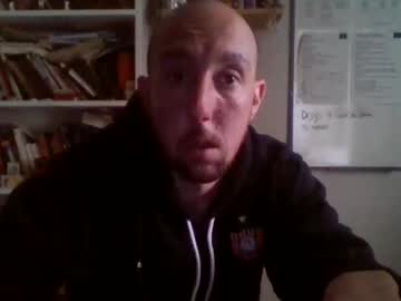 Tinchox42 Chaturbate stream image from September 21, 2025