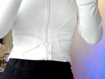 Julie_Flores Chaturbate stream image from September 21, 2025