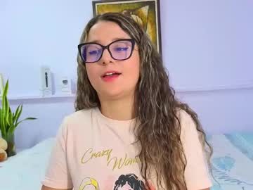 Katia_Foxx Chaturbate stream image from September 21, 2025