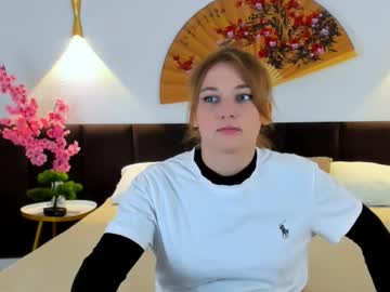 Kimberlypierce Chaturbate stream image from September 21, 2025