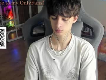 Oliverrgroove Chaturbate stream image from September 21, 2025