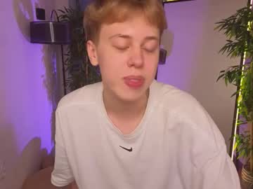 Bee_Boy_ Chaturbate stream image from September 21, 2025
