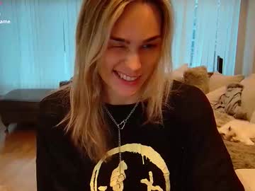 Mariaqti Chaturbate stream image from September 21, 2025