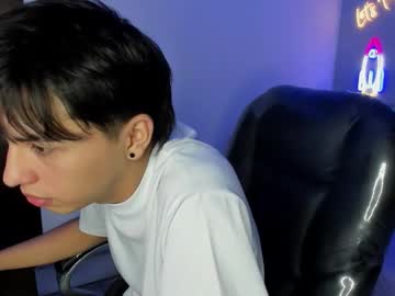 Stiwentwink Chaturbate stream image from September 21, 2025