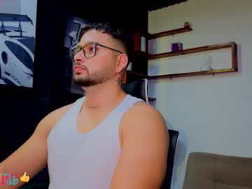 Andrew_Brownn Chaturbate stream image from September 21, 2025
