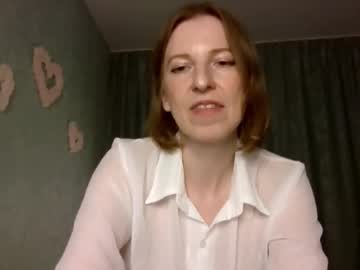 Sweet_Lilbunny Chaturbate stream image from September 21, 2025