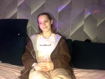 Justprettygirl Chaturbate stream image from September 21, 2025