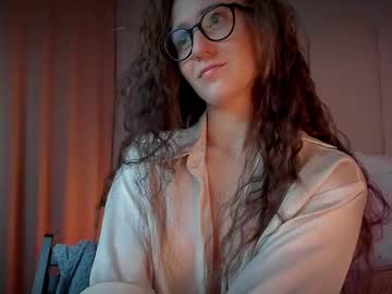 Mira_Kraviz Chaturbate stream image from September 21, 2025