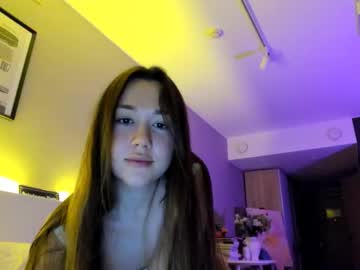 Vikawels Chaturbate stream image from September 21, 2025