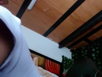 Myomi_Nix Chaturbate stream image from September 22, 2025