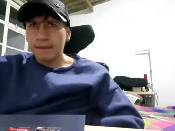 Mikecum4all Chaturbate stream image from September 22, 2025