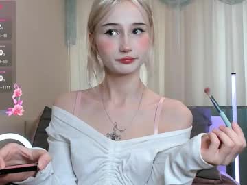 Porcelaindo11 Chaturbate stream image from September 22, 2025