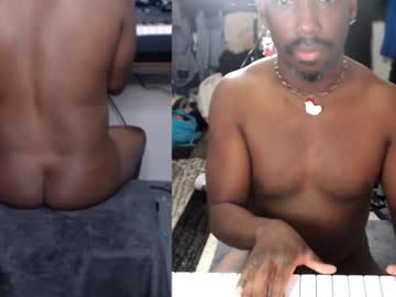 Bicepsandfrot Chaturbate stream image from September 22, 2025