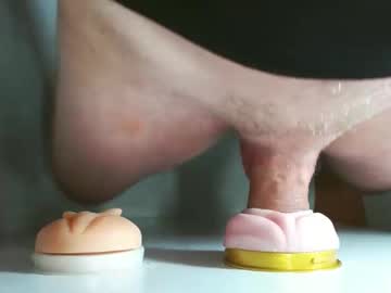 Pude90 Chaturbate stream image from September 22, 2025