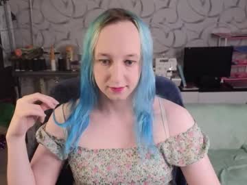 Thetrixy Chaturbate stream image from September 22, 2025