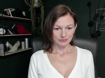 Vivian_Dream Chaturbate stream image from September 22, 2025
