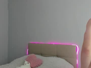 Alexarti Chaturbate stream image from September 22, 2025