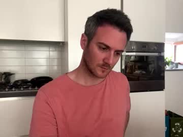 Dogdammit Chaturbate stream image from September 22, 2025