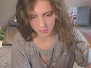 Sereta_Fin Chaturbate stream image from September 22, 2025