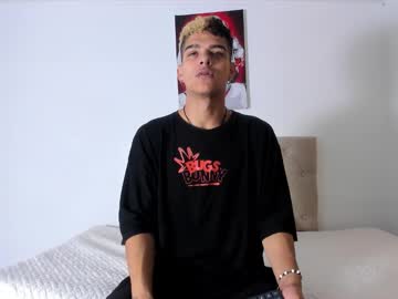 Wyatt_2 Chaturbate stream image from September 22, 2025