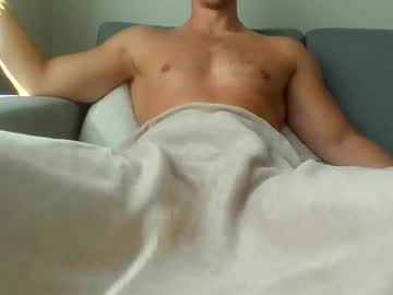 Joeybanan stream image from September 22, 2025