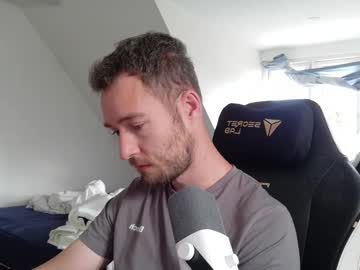 Day4day Chaturbate stream image from September 22, 2025