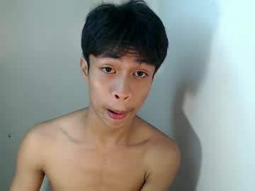 Hugecockwayoy Chaturbate stream image from September 22, 2025