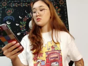 Jennatyan Chaturbate stream image from September 22, 2025