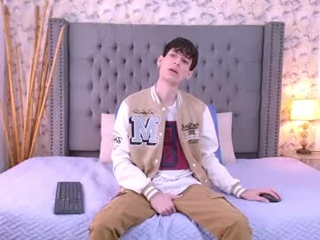 Luke_Carter Chaturbate stream image from September 22, 2025