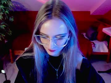 Kuraikitsune_ Chaturbate stream image from September 22, 2025