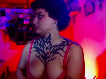 Cherrywix Chaturbate stream image from September 22, 2025