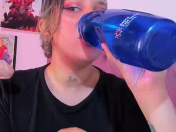 Mila_Nixon01 Chaturbate stream image from September 22, 2025