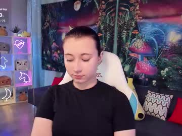 Clarabenson Chaturbate stream image from September 22, 2025
